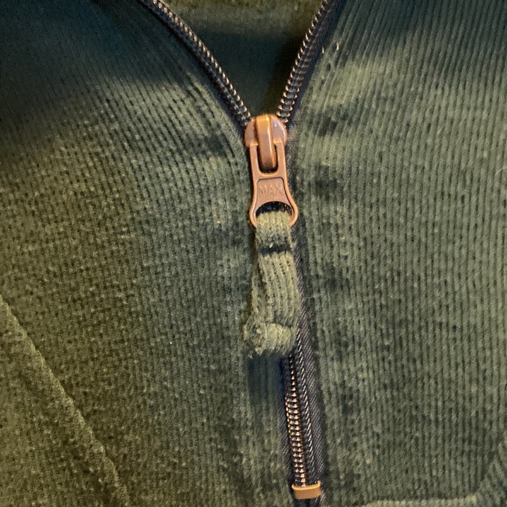 PL Studio Works green top - Picture 3 of 5